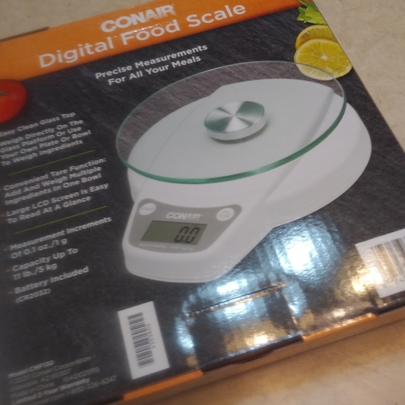 Conair Digital Food Scale - Glass Top w/capacity up to 11 pounds - Picture 5 of 5